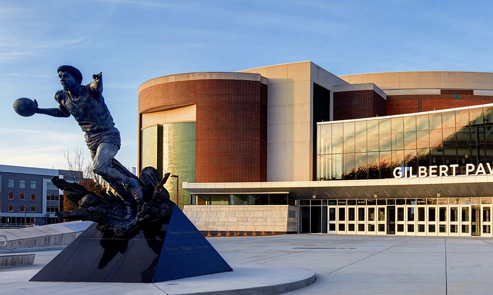 Breslin fron and Magic Statue